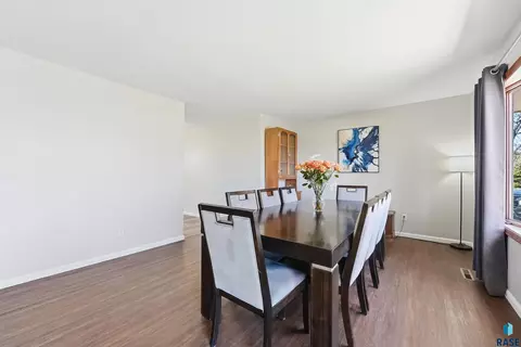 Dining - 1109 4th St, Garretson, SD 57030 photo 3 of 3