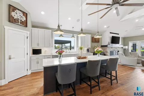 Kitchen - 2645 Park Pl, Tea, SD 57064 photo 2 of 4