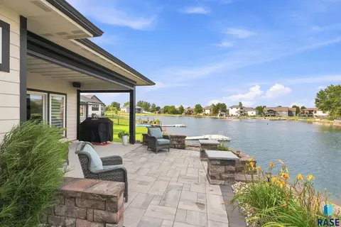 Exterior - 2645 Park Pl, Tea, SD 57064 photo 2 of 11