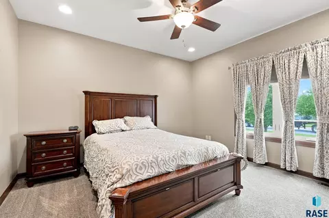 Bedroom - 7304 E Donnelly Dr, Sioux Falls, SD 57110 photo 2 of 3