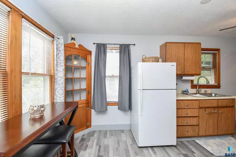 Kitchen - 610 E 3rd St, Dell Rapids, SD 57022 photo 7 of 7