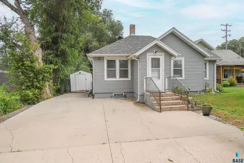 Other - 610 E 3rd St, Dell Rapids, SD 57022 photo 3 of 14