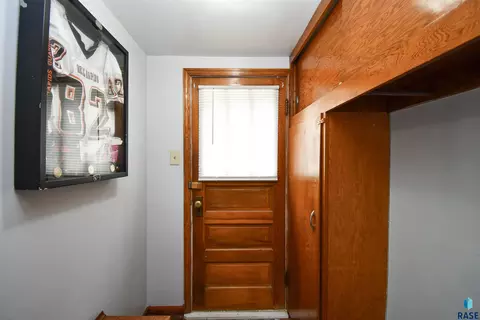 Entry Way - 610 E 3rd St, Dell Rapids, SD 57022 photo 1 of 3
