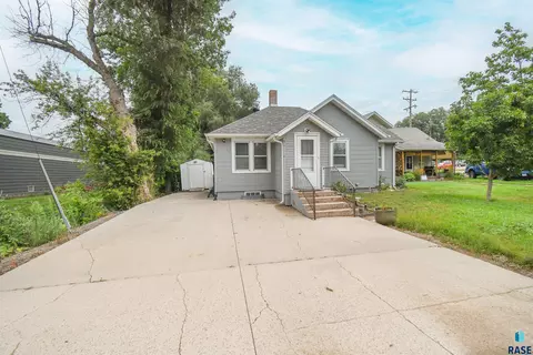 Other - 610 E 3rd St, Dell Rapids, SD 57022 photo 5 of 14
