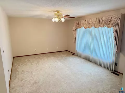 Living - 308 E Wagner St, Marion, SD 57043 photo 2 of 3