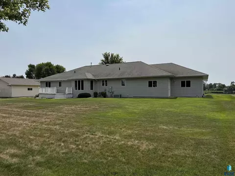 Exterior - 308 E Wagner St, Marion, SD 57043 photo 7 of 7