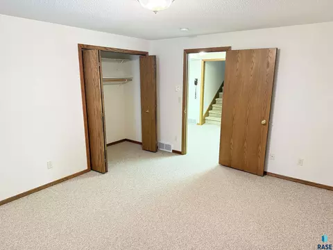 Bedroom - 308 E Wagner St, Marion, SD 57043 photo 6 of 7
