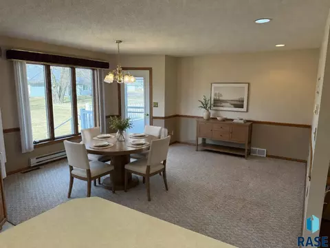 Dining - 308 E Wagner St, Marion, SD 57043 photo 1 of 2