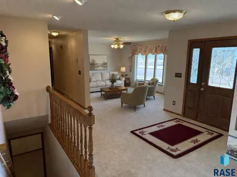 Entry Way - 308 E Wagner St, Marion, SD 57043 photo 1 of 3