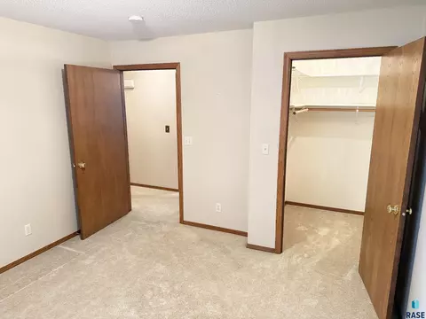 Bedroom - 308 E Wagner St, Marion, SD 57043 photo 2 of 7