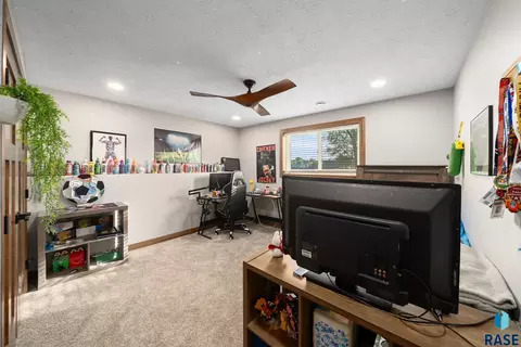 Other - 1012 S Nicholas Ave, Brandon, SD 57005 photo 20 of 25