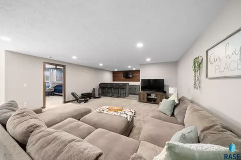 Other - 1012 S Nicholas Ave, Brandon, SD 57005 photo 10 of 25