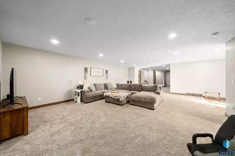Other - 1012 S Nicholas Ave, Brandon, SD 57005 photo 8 of 25