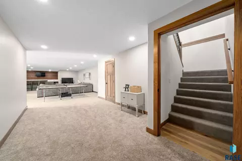 Entry Way - 1012 S Nicholas Ave, Brandon, SD 57005 photo 4 of 5