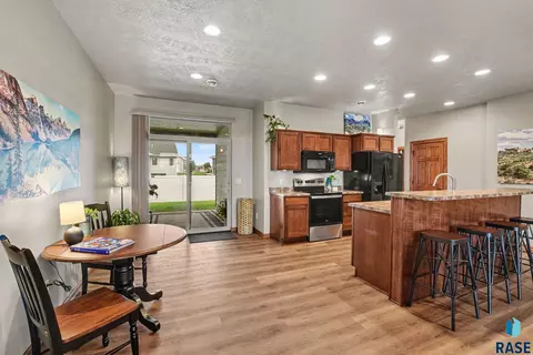 Entry Way - 3513 E Bison Trl, Sioux Falls, SD 57108 photo 1 of 2