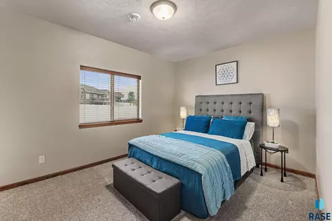 Bedroom - 3513 E Bison Trl, Sioux Falls, SD 57108 photo 6 of 7