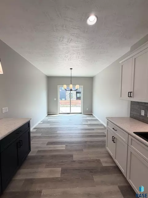 Dining - 5103 E 67th St, Sioux Falls, SD 57108 photo 1 of 1