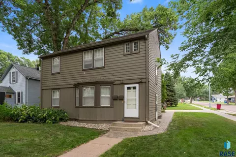 Exterior - 101 E 103 E 31st St, Sioux Falls, SD 57105 photo 2 of 10