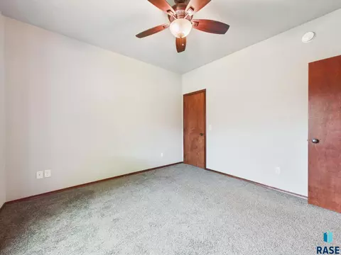 Bedroom - 2900 E Indigo Pl, Sioux Falls, SD 57108 photo 2 of 5