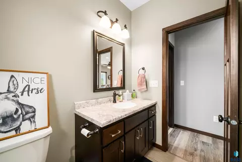Bath - 25398 454th Ave, Montrose, SD 57048 photo 5 of 7