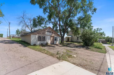 Other - 804 E 5th St, Canton, SD 57013 photo 13 of 16