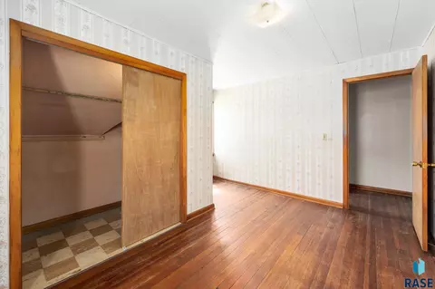 Bedroom - 804 E 5th St, Canton, SD 57013 photo 5 of 8