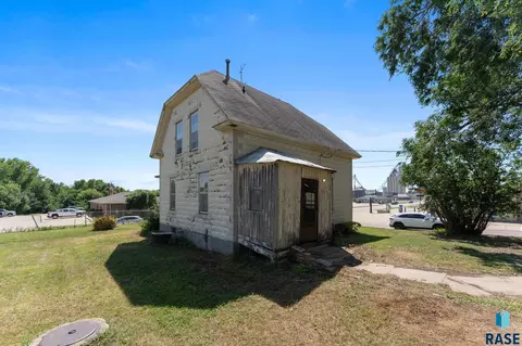 Other - 804 E 5th St, Canton, SD 57013 photo 14 of 16