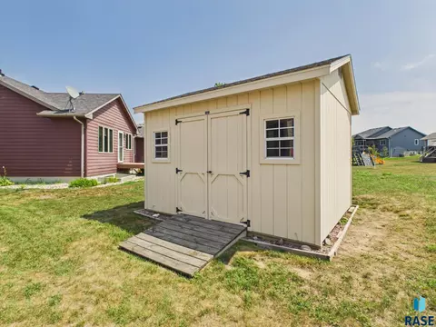 Other - 809 E Leslie Dr, Garretson, SD 57030 photo 7 of 7