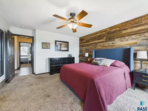 Bedroom - 809 E Leslie Dr, Garretson, SD 57030 photo 1 of 5