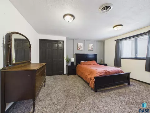 Bedroom - 809 E Leslie Dr, Garretson, SD 57030 photo 5 of 5