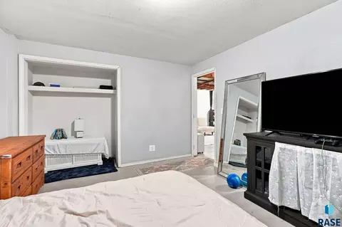 Bedroom - 233 N Meyer Ln, Sioux Falls, SD 57103 photo 6 of 6