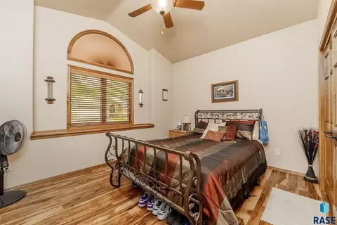Bedroom - 711 70th Pl E, Sioux Falls, SD 57108 photo 3 of 4