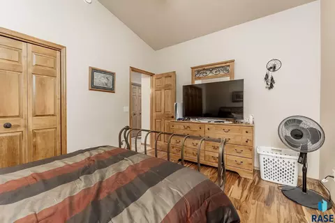 Bedroom - 711 70th Pl E, Sioux Falls, SD 57108 photo 4 of 4