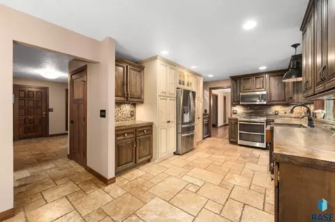 Other - 308 E Aspen Dr, Sioux Falls, SD 57105 photo 4 of 29