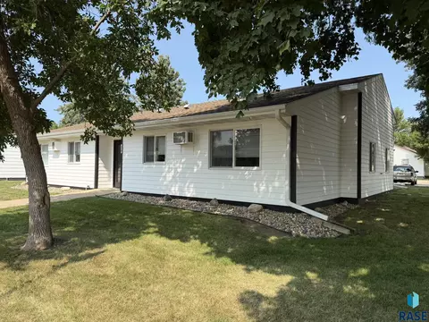 Other - 310 E 3rd St, Bridgewater, SD 57319 photo 2 of 23
