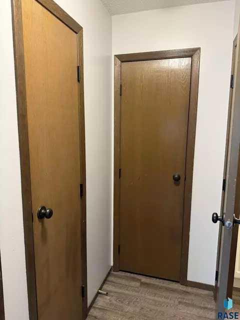 Entry Way - 310 E 3rd St, Bridgewater, SD 57319 photo 6 of 10