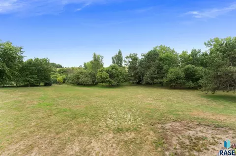 Exterior - 25876 481st Ave, Brandon, SD 57005 photo 11 of 15