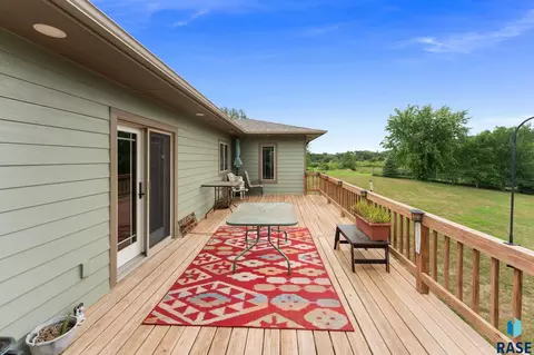 Exterior - 25876 481st Ave, Brandon, SD 57005 photo 7 of 15