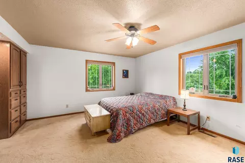 Bedroom - 25876 481st Ave, Brandon, SD 57005 photo 2 of 9