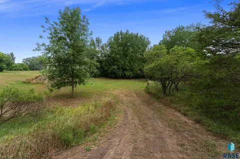Exterior - 25876 481st Ave, Brandon, SD 57005 photo 15 of 15