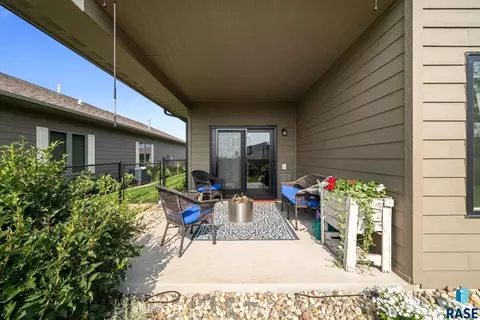 Exterior - 145 Devitt Dr, Harrisburg, SD 57032 photo 5 of 8