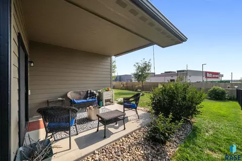 Exterior - 145 Devitt Dr, Harrisburg, SD 57032 photo 4 of 8