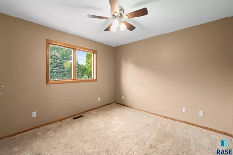 Bedroom - 104 E 9th St, Crooks, SD 57020 photo 4 of 9