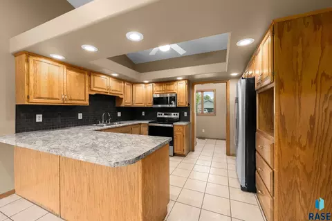 Kitchen - 104 E 9th St, Crooks, SD 57020 photo 2 of 5
