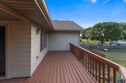 Exterior - 104 E 9th St, Crooks, SD 57020 photo 13 of 15