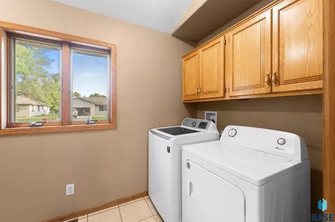 Other - 104 E 9th St, Crooks, SD 57020 photo 4 of 10