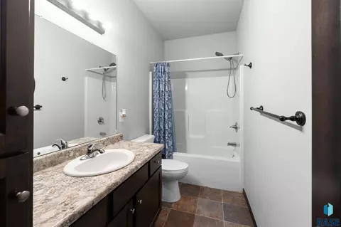 Bath - 1529 E Gold Dust St, Sioux Falls, SD 57104 photo 1 of 3