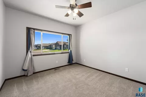 Bedroom - 1529 E Gold Dust St, Sioux Falls, SD 57104 photo 1 of 7