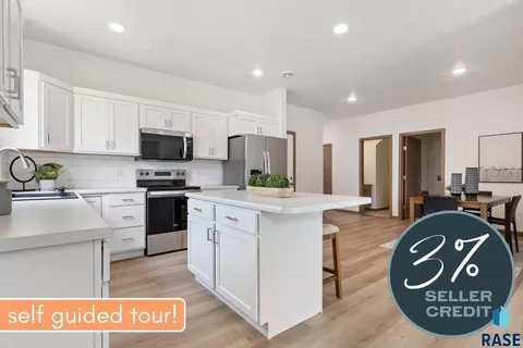 2706 S Broek Dr, Sioux Falls, SD 57106