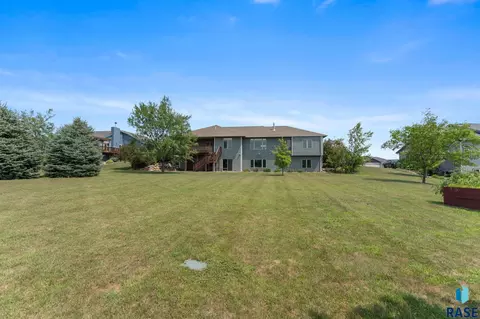Exterior - 1005 Andrew Dr, Crooks, SD 57020 photo 26 of 26